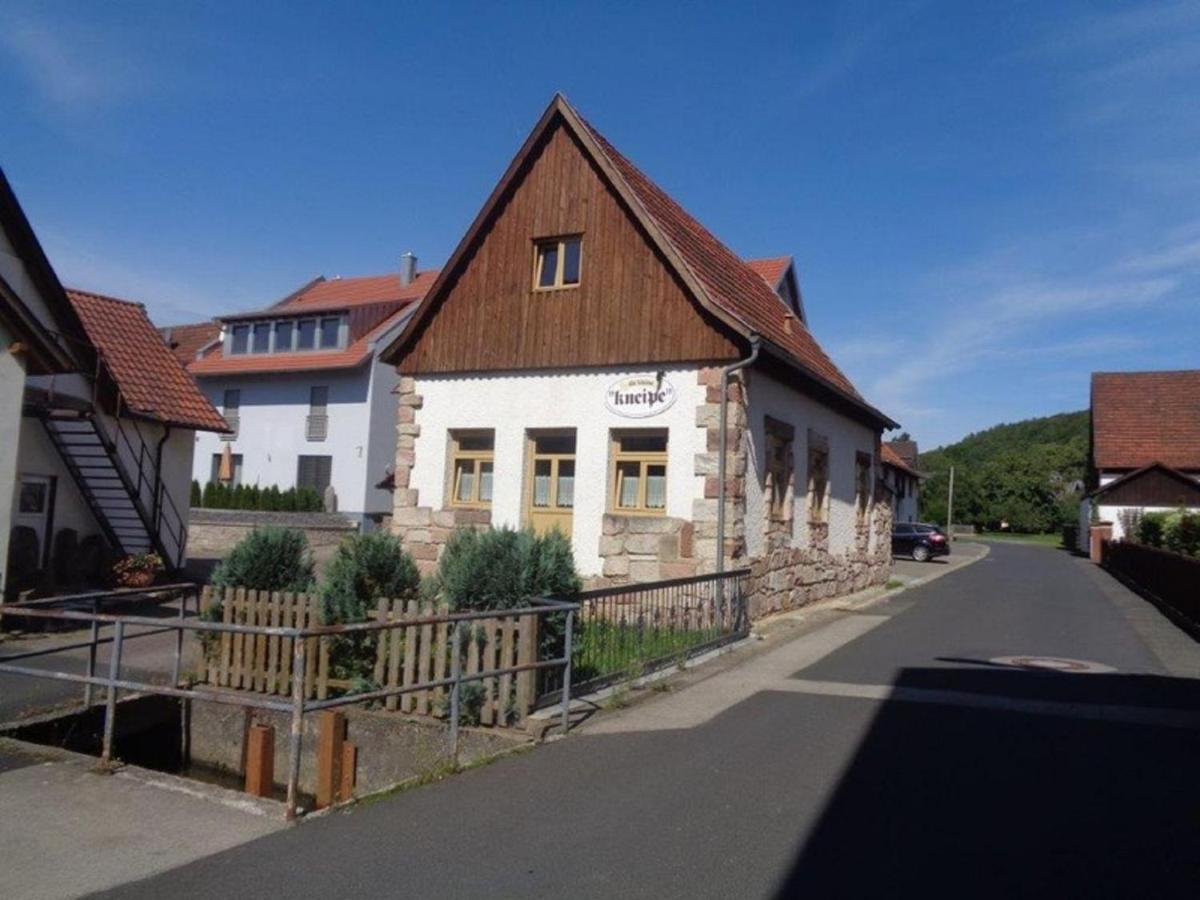 Ferienhaus Zur Kleinen Kneipe Fladungen Bagian luar foto