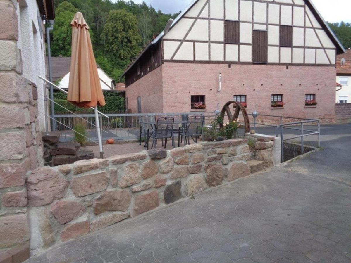 Ferienhaus Zur Kleinen Kneipe Fladungen Bagian luar foto